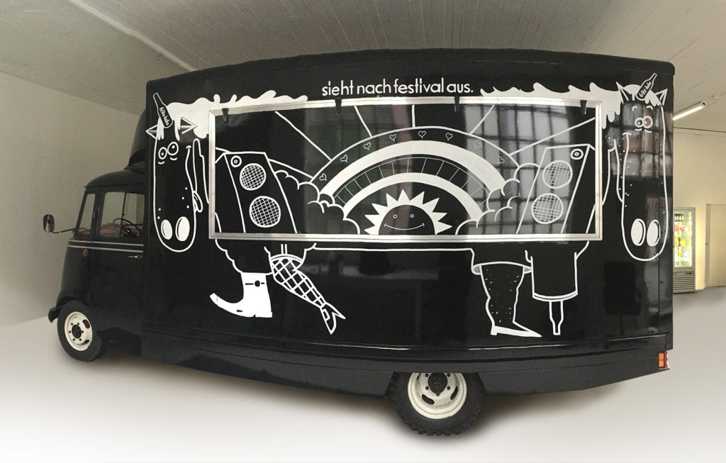 Fritz-Kola festival truck